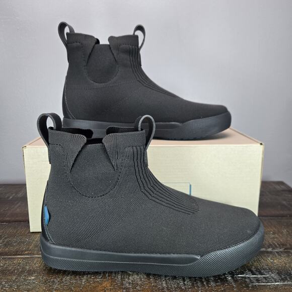 Vessi Weekend Chelsea Mens Size 6 Waterproof Shoes Sneakers Black Black - Picture 1 of 13